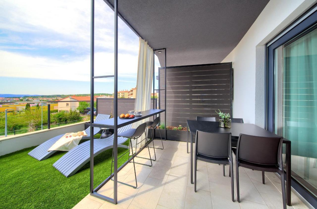 Apartment Diamar With Seaview Krk Town Exterior photo